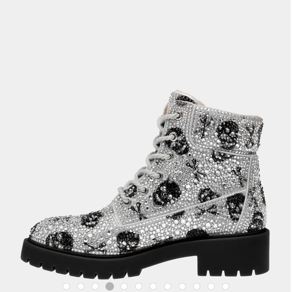 Betsey Johnson Sparkling Silver and Black Ankle Boots Halloween - Picture 4 of 8